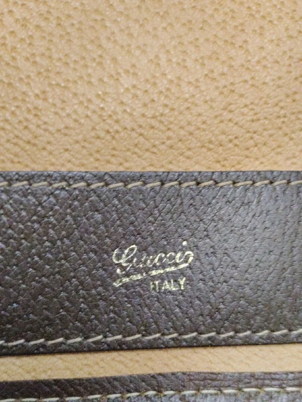 Gucci Beige GG Supreme Canvas Folio with Green and Red Web